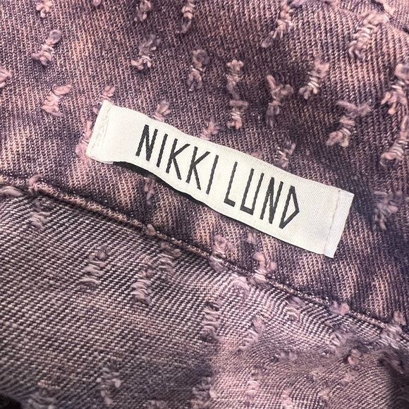 NEW Nikki Lund Bloom Floral Appliqué Texture Denim Jacket - Picture 7 of 8